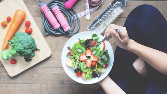 Healthy Lifestyle : निरोगी आरोग्यासाठी तुमच्या आहारातून काढून टाका हे पदार्थ