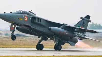 Jaguar Crash : कारगिल युद्धाच्या हिरोला आता रिटायर करण्याची वेळ आली का? 45 वर्षाच्या सेवेत 50 पेक्षा जास्त जखमा