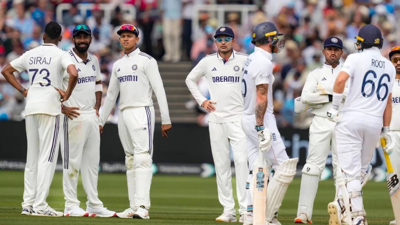 IND vs ENG : टीम इंडियासोबत पंचांनी केली चीटिंग! लॉर्ड्सवर पुन्हा एकदा गोंधळ IND vs ENG : टीम इंडियासोबत पंचांनी केली चीटिंग! लॉर्ड्सवर पुन्हा एकदा गोंधळ