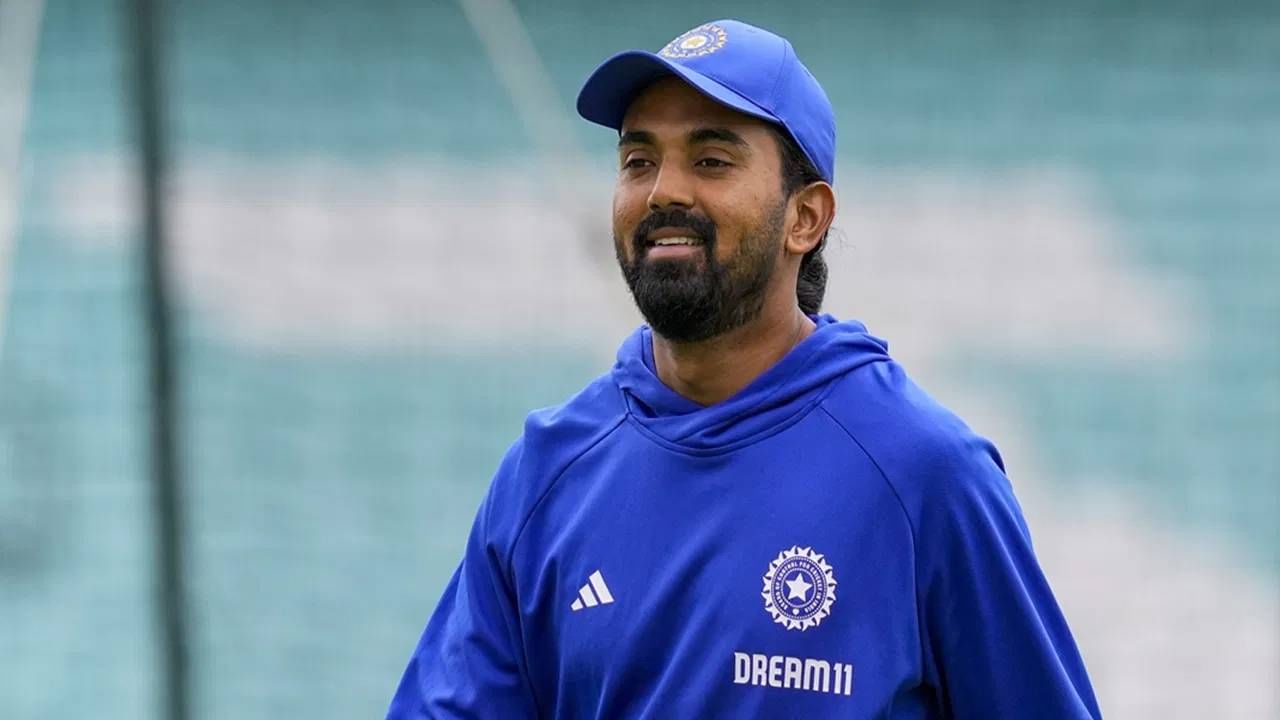 KL Rahul : भारत-इंग्लंड सीरीज दरम्यान मोठी बातमी, केएल राहुलला कॅप्टनशिप आणि 25 कोटी रुपये मिळणार का? KL Rahul : भारत-इंग्लंड सीरीज दरम्यान मोठी बातमी, केएल राहुलला कॅप्टनशिप आणि 25 कोटी रुपये मिळणार का?