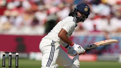 ENG vs IND : केएल राहुलचं झुंजार अर्धशतक, लॉर्ड्समध्ये सलग दुसरं शतक ठोकणार?