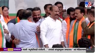 Maharashtra Assembly : नाना पटोले अन् आव्हाडांची गळाभेट, तर गिरीश महाजन, मुंडे अन् जयंत पालटांमध्ये गप्पा, बघा नेमकं काय झालं?