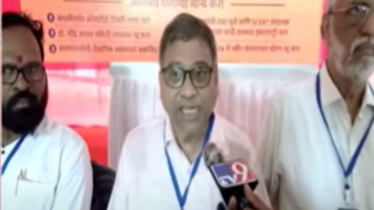 Breaking News : हिंदीच्या मुदद्यावरुन आझाद मैदानावर आंदोलन