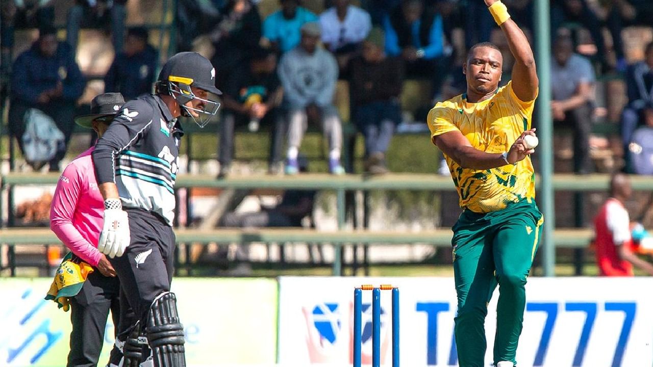 NZ vs SA : दक्षिण आफ्रिकेसमोर महाअंतिम सामन्यात न्यूझीलंडचं आव्हान, मालिका कोण जिंकणार? NZ vs SA : दक्षिण आफ्रिकेसमोर महाअंतिम सामन्यात न्यूझीलंडचं आव्हान, मालिका कोण जिंकणार?