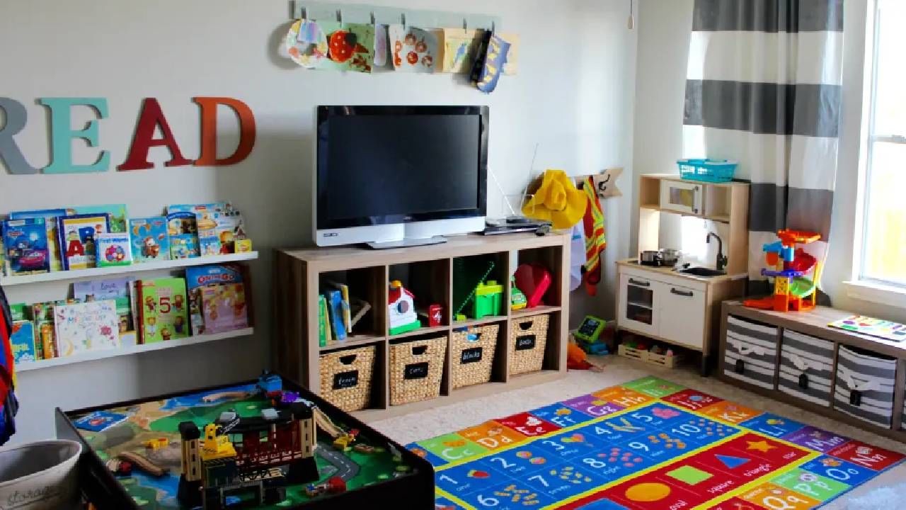 मुले रोज करतात खोली अस्ताव्यस्त? 'या' टिप्स वापरून 5 मिनिटांत करा रूम स्वच्छ! मुले रोज करतात खोली अस्ताव्यस्त? 'या' टिप्स वापरून 5 मिनिटांत करा रूम स्वच्छ!