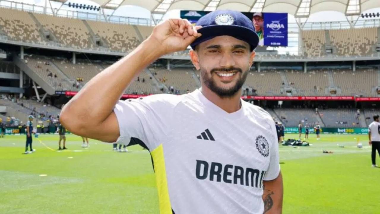 आयपीएल 2026 अर्थात 19व्या पर्वासाठी फ्रेंचायझींची रणनिती सुरु झाली आहे. सात महिन्यांदा अवधी शिल्लक असून ट्रेड विंडो आणि मिनी लिलावाकडे लक्ष लागून आहे. असं असताना नितीश कुमार रेड्डी सनरायझर्स हैदराबादची साथ सोडणार अशा बातम्या सोशल मीडियावर येत आहेत.(फोटो- Nitish Kumar Reddy/ Instagram)