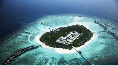 मालदीवचे सर्वात मोठे वैशिष्ट्येच त्याच्या मुळावर का उठले? जेथे आहे PM मोदी यांचा दौरा