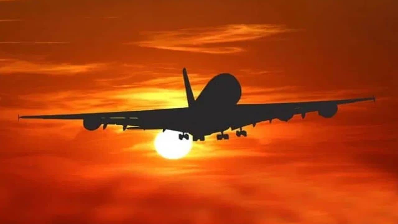 विमान अपहरणामुळे खळबळ, 64 किलोमीटरचा प्रवास अन्..., नेमकं काय घडलं?