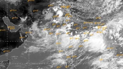 कोकण, मध्य महाराष्ट्रत पुढील पाच दिवस मुसळधार पावसाचा अंदाज