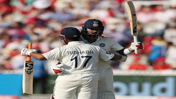 ENG vs IND : केएल-पंतने टीम इंडियाला सावरलं, लॉर्ड्समध्ये चिवट झुंज, शुबमनसेना 242 धावांनी पिछाडीवर
