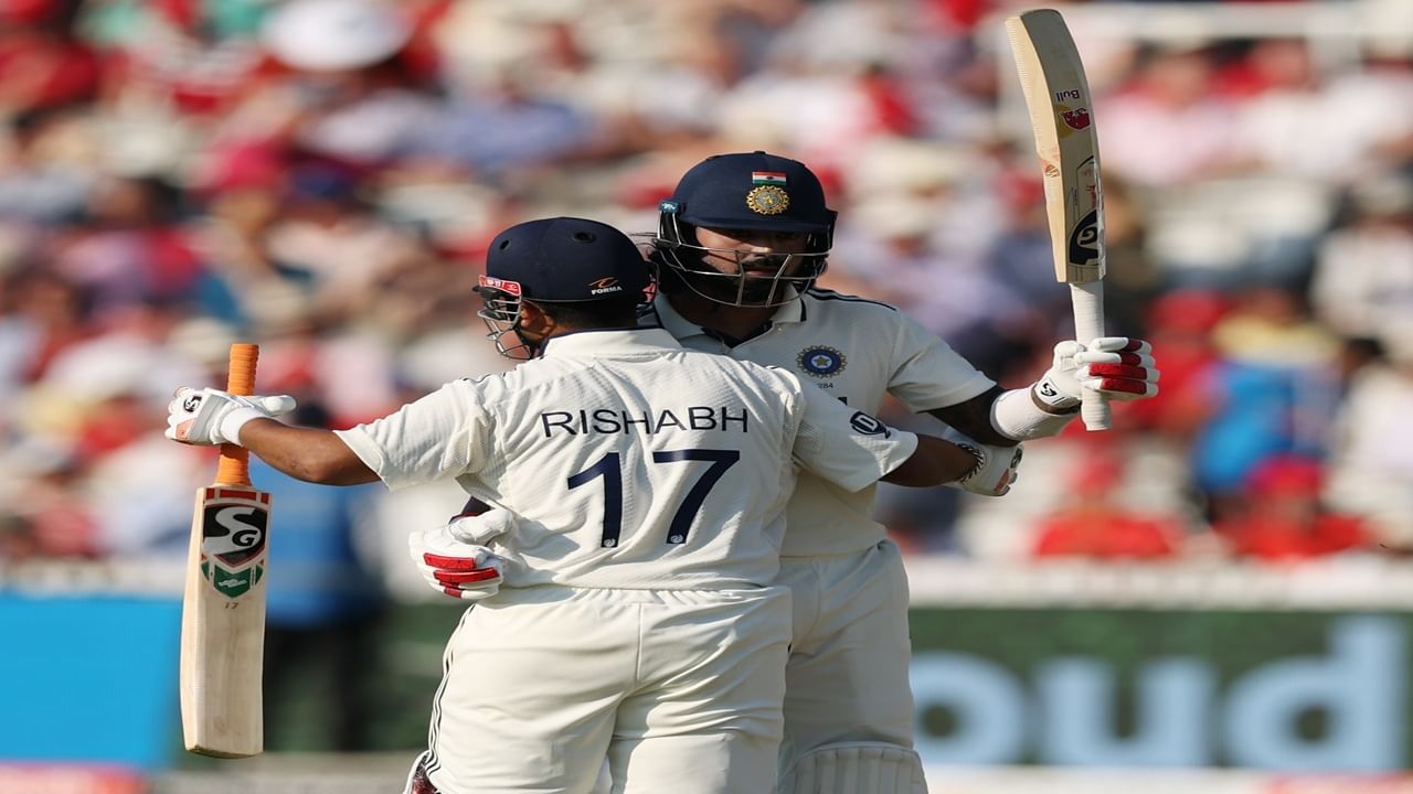 ENG vs IND : केएल-पंतने टीम इंडियाला सावरलं, लॉर्ड्समध्ये चिवट झुंज, शुबमनसेना 242 धावांनी पिछाडीवर ENG vs IND : केएल-पंतने टीम इंडियाला सावरलं, लॉर्ड्समध्ये चिवट झुंज, शुबमनसेना 242 धावांनी पिछाडीवर