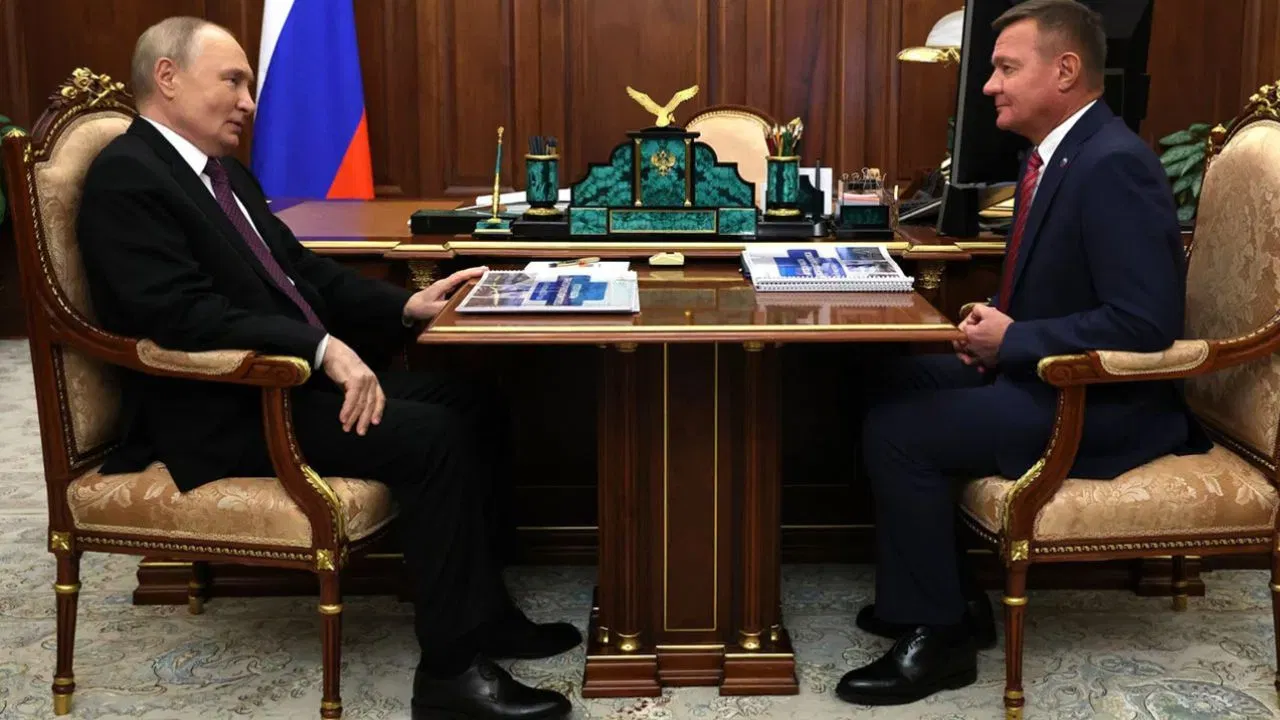 पुतीन यांनी मंत्र्याला पदावरून हटवलं, काही तासांनंतर आढळला मृतदेह