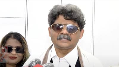 हिंदी शिकू नका म्हणता मग हिंदी पेपर कसा चालवता? पैसे कसे कमावता?; गुणरत्न सदावर्ते यांचा उद्धव ठाकरेंना थेट सवाल