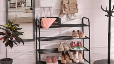 शू रॅकमधून येणारी दुर्गंधीवर या सोप्या घरगुती उपायांनी मिळवा कायमची सुटका