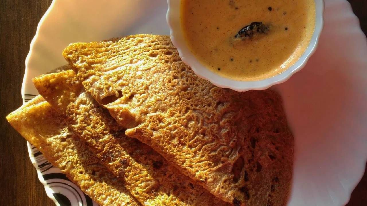 न्यूट्रिशनिस्ट डॉ. गितिका यांच्या मते, पावळ्यात हळद, तूळस किंवा आल्याचा चहा पिणे फायदेशीर ठरते. यामुळे रोगप्रतिकारशक्ती वाढते. या ऋतूत दुधी, पडवळ आणि भोपळ्यासारख्या इतर भाज्यांचा आहारात समावेश करावा. 