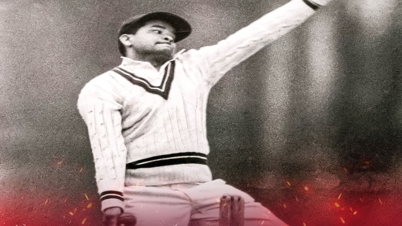 कसोटी क्रिकेटमध्ये सर्वाधिक षटकं टाकण्याचा विक्रम हा वेस्ट इंडिजच्या सॉनी रमाधीन यांच्या नावावर आहे. रमाधीन यांनी एका सामन्यात 129 ओव्हर (जेव्हापासून 1 ओव्हरमध्ये 6 बॉल टाकले जातात तेव्हापासून) टाकल्या आहेत. (Photo Credit : @windiescricket X Account)