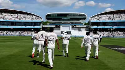 IND vs ENG : पाणी पाजता पाजता या खेळाडूचं करिअर संपणार! 15 खेळाडूंचा डोळ्यासमोर डेब्यू