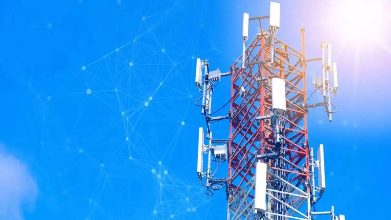 टेलिकॉम सेक्टरमध्ये होणार बंपर भरती, 10 लाख लोकांना मिळणार नोकऱ्या... टेलिकॉम सेक्टरमध्ये होणार बंपर भरती, 10 लाख लोकांना मिळणार नोकऱ्या...