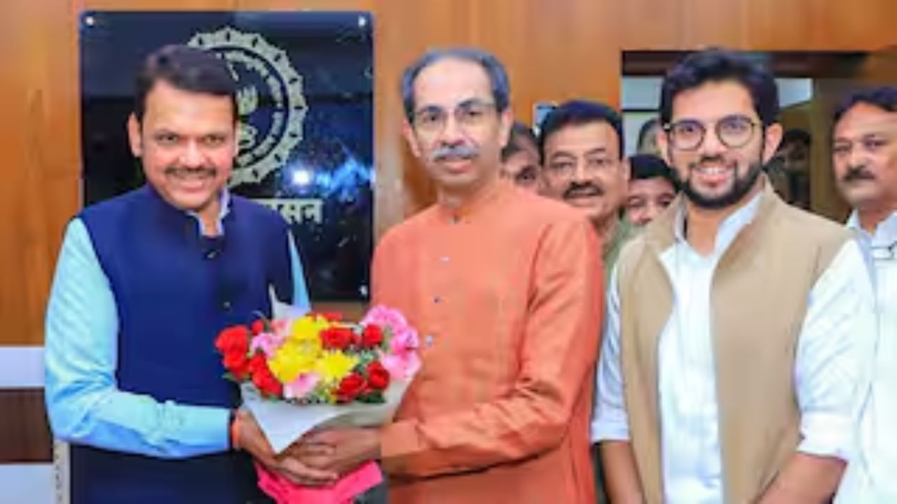 राम शिंदेंच्या कार्यालयात फडणवीस आणि उद्धव ठाकरेंची महत्वाची भेट