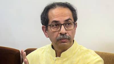 राज्यात राष्ट्रपती राजवट लावण्यासारखी परिस्थिती, उद्धव ठाकरे सत्ताधाऱ्यांवर बरसले