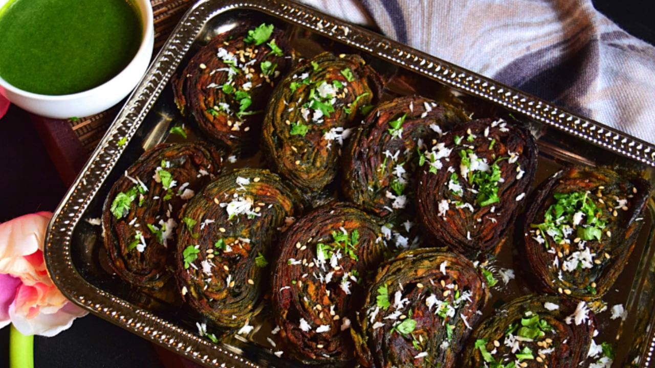 चमचमीत अळूची वडी बनवताना ही एक जिन्नस वापराच! कधीच खवखवणार नाही घसा चमचमीत अळूची वडी बनवताना ही एक जिन्नस वापराच! कधीच खवखवणार नाही घसा