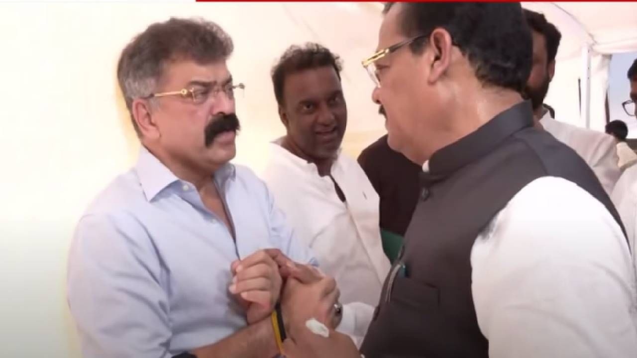 Monsoon session : विधानभवन परिसरात आव्हाडांनी शिरसाटांचा हात ओढला अन्... पुढे काय झालं? बघा तुम्हीच