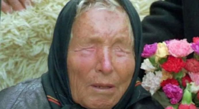 बाबा वेंगाने आतापर्यंत केलेल्या अनेक भविष्यवाण्या खऱ्या ठरल्या आहे. त्यामुळे बाबा वेंगाच्या प्रत्येक भविष्यवाणीकडे जगभरातील लोक तेवढ्याच गांभीर्याने पाहतात. 