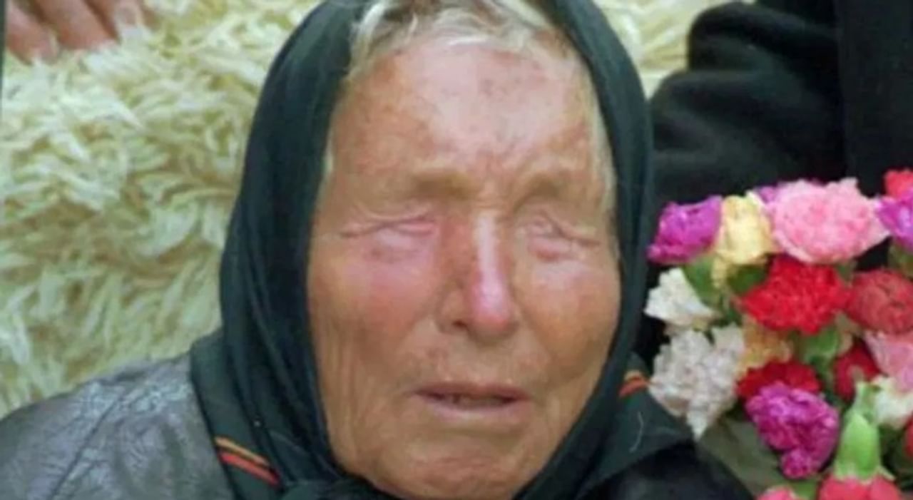 बाबा वेंगाने आतापर्यंत केलेल्या अनेक भविष्यवाण्या खऱ्या ठरल्या आहे. त्यामुळे बाबा वेंगाच्या प्रत्येक भविष्यवाणीकडे जगभरातील लोक तेवढ्याच गांभीर्याने पाहतात. 