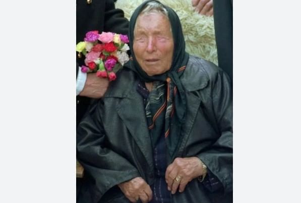 बाबा वेंगा यांच्या भविष्यवाणीनुसार 2170 साली संपूर्ण जगात मोठा दुष्काळ पडणार आहे. जगाला या दुष्काळाचा सामना करावा लागणार असून त्याचे परिणामही गंभीर असू शकतात. 