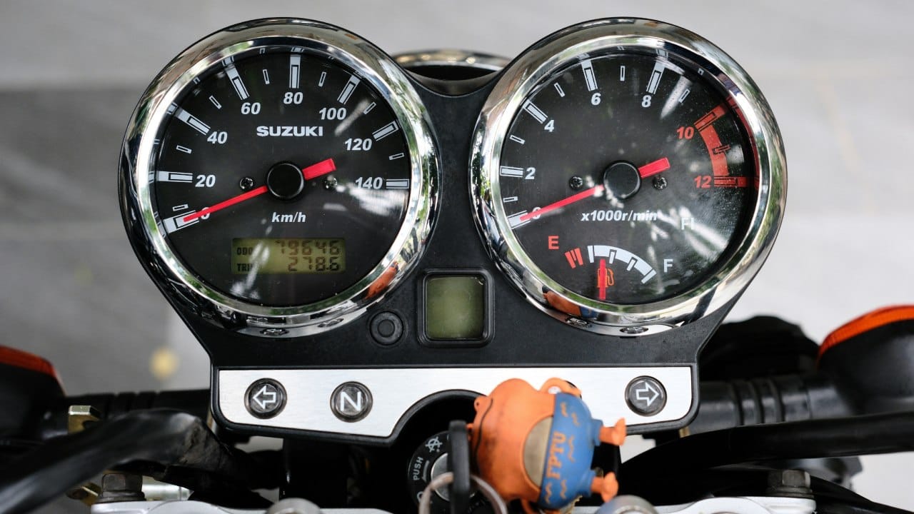 विशेष म्हणजे यासाठी तुम्हाला अजिबात मेहनत घ्यावी लागत नाही. काही सोप्या टिप्स वापरून तुम्ही पेट्रोल पंपापर्यंत पोहोचू शकता. तसेच यामुळे तुम्हाला तुमची गैरसोयही टाळता येते.