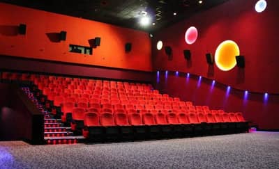 सिनेमा हॉलमध्ये फक्त पाणीच नाही, ‘या’ गोष्टीही घेऊन जाता येतात