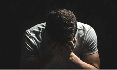 इतका उशीर का झाला ? पत्नीने पतीला केला सवाल,नंतर पत्नीने जे केले ते भयानक