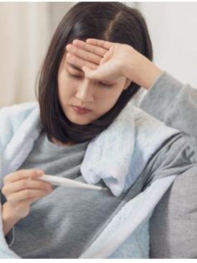 डेंग्यू झाल्यावर कोणती तीन लक्षणे निश्चितपणे दिसून येतात? डेंग्यू झाल्यावर कोणती तीन लक्षणे निश्चितपणे दिसून येतात?