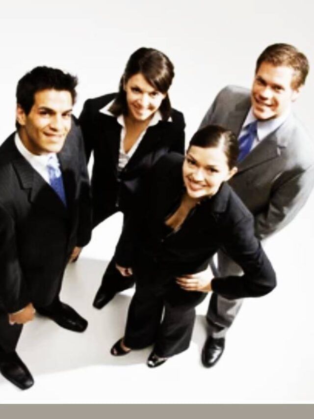 ‘चार लोक काय म्हणतील’ या टोमण्यातील चार लोक आहेत तरी कोण?