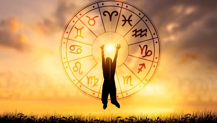 Disclaimer: वरच्या लेखातील माहिती ही प्राथमिक स्वरुपाची आहे. आम्ही या माहितीची पुष्टी करत नाही किंवा समर्थनही देत नाही. या लेखाच्या माध्यमातून अंधश्रद्धा पसरवण्याचा आमचा उद्देश नाही. तसेच आम्ही कोणताही दावा करत नाही. वरच्या लेखात दिलेल्या माहितीवरून कोणताही निर्णय घेण्याआधी त्या-त्या क्षेत्रातील तज्ज्ञांचा सल्ला आवश्य घ्या.  