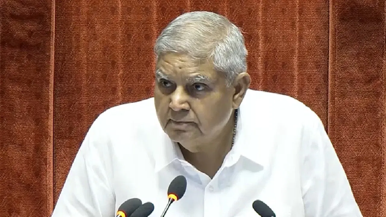 मोठी बातमी! उपराष्ट्रपती जगदीप धनखड यांचा राजीनामा, 'हे' आहे कारण मोठी बातमी! उपराष्ट्रपती जगदीप धनखड यांचा राजीनामा, 'हे' आहे कारण