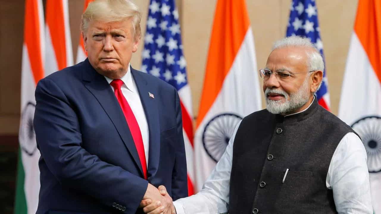 ट्रम्प यांची २५% टॅरिफ घोषणा; भारतावर होणार आर्थिक परिणाम