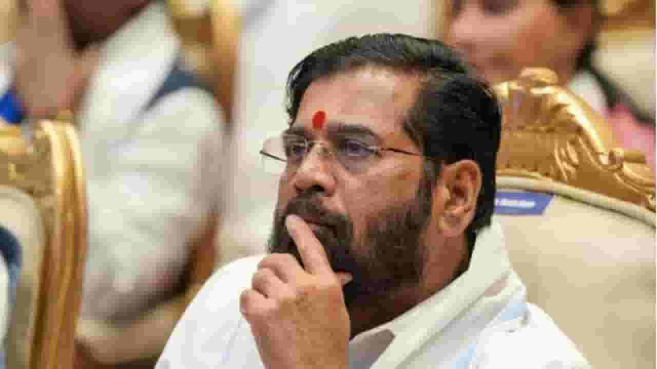 Maharashtra Honeytrap Scandal : हनी ट्रॅपमध्ये कोण? नावं सांगा, शिंदेंचा विरोधकांना सवाल