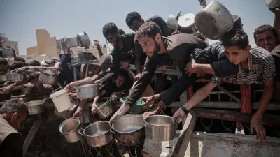 भुकेल्या पॅलेस्टिनींच्या मदतीला हे तीन देश धावले, गाझाला मोठा दिलासा