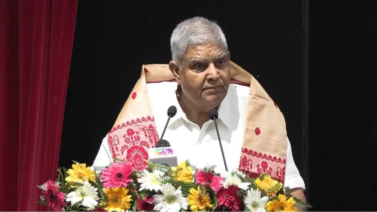 जगदीप धनखड यांच्या राजीनाम्यानंतर नवीन उपराष्ट्रपती कोण? अशी आहे निवडीची प्रक्रिया जगदीप धनखड यांच्या राजीनाम्यानंतर नवीन उपराष्ट्रपती कोण? अशी आहे निवडीची प्रक्रिया