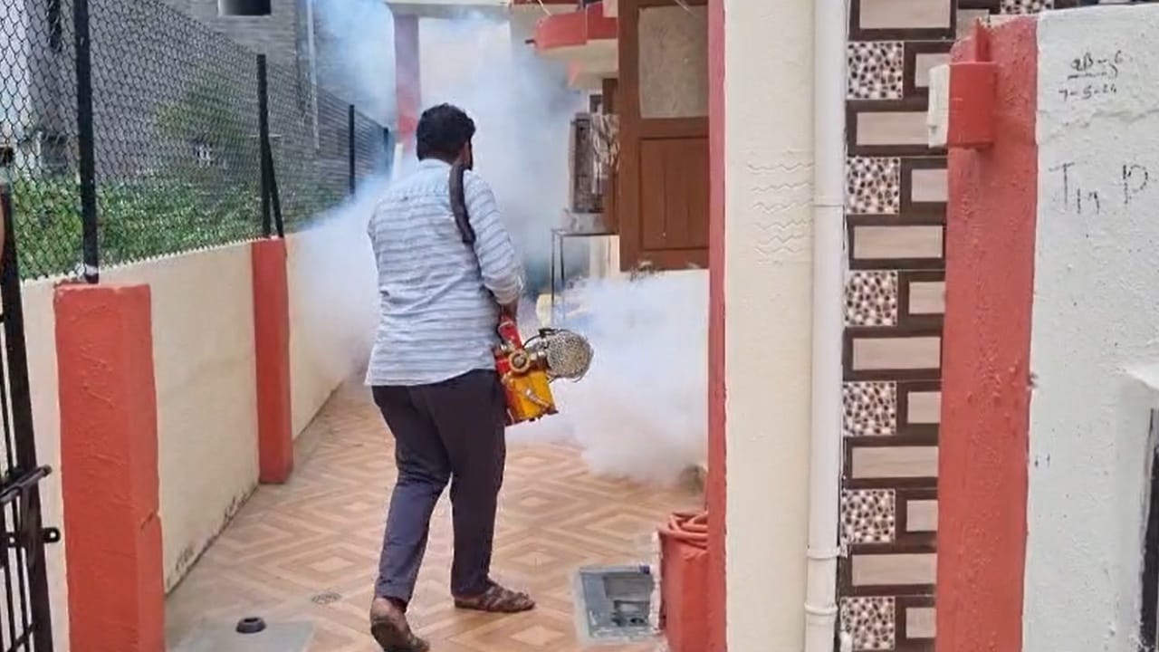 अशा परिस्थितीत, माजी नगरसेवक जितेंद्र मराठे यांचा हा पुढाकार निश्चितच कौतुकास्पद ठरत आहे. त्यांच्या या प्रयत्नांमुळे संभाजीनगर परिसरातील नागरिकांना दिलासा मिळाला आहे.