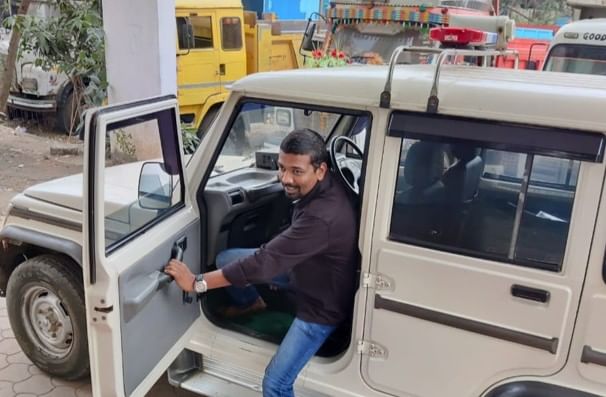 धरणगाव येथील निनाद विनोद कापुरे असे तरुणींची फसवणूक करणाऱ्या तरुणाचे नाव आहे.  मॅट्रिमोनियल साइटवरून तरुणींचे संपर्क क्रमांक मिळवून त्याने फसवणूक केल्याचे समोर आले आहे.