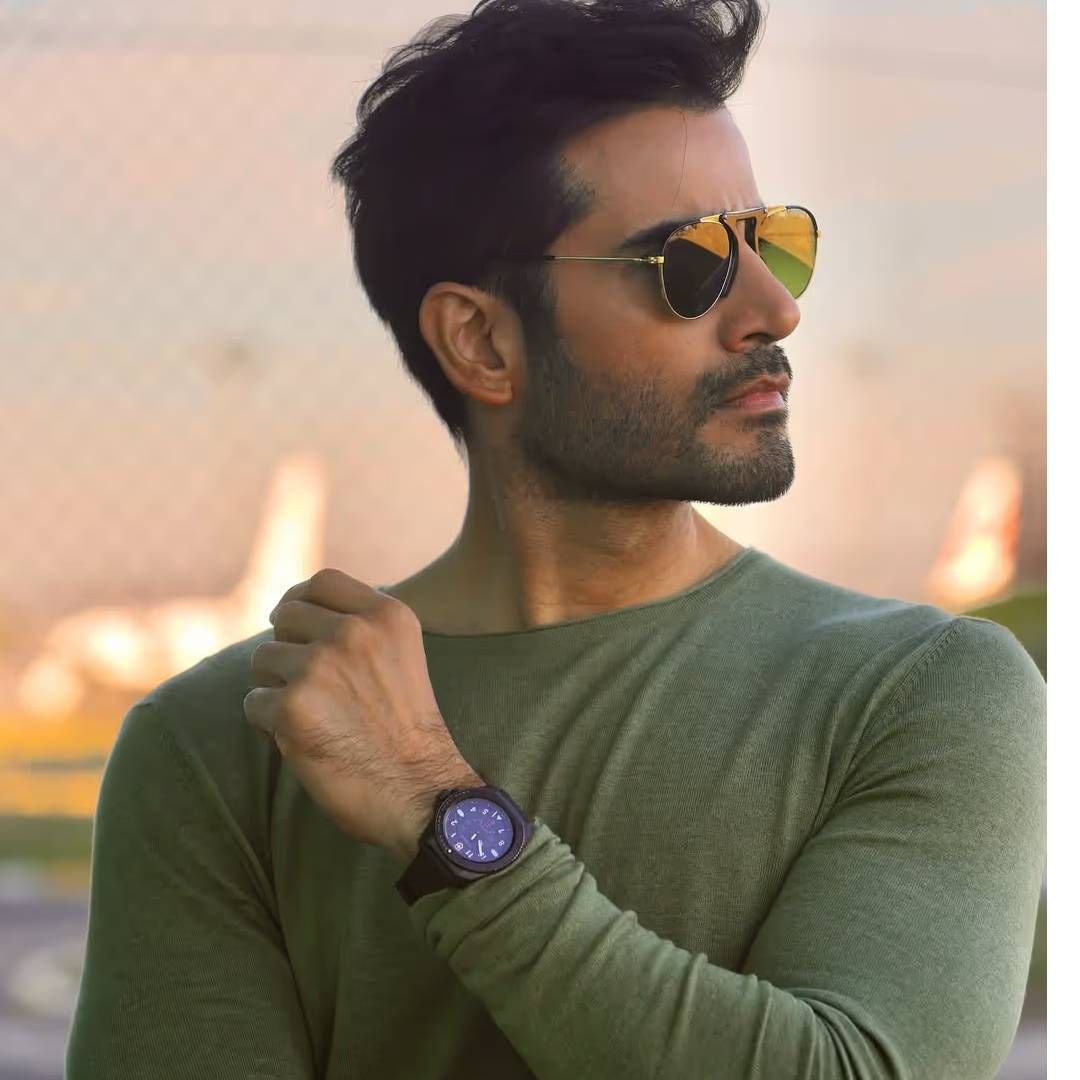 करणने पडद्यावर अनेक प्रकारचे रोल्स केले. अलीकडेच अभिनेता त्याच्या प्रवासाबद्दल बोलला. बॉलिवूड हंगामासोबत बोलताना म्हणाला की, 'मी माझ्या वडिलांसोबत मिळून बिझनेस सुरु केलेला'