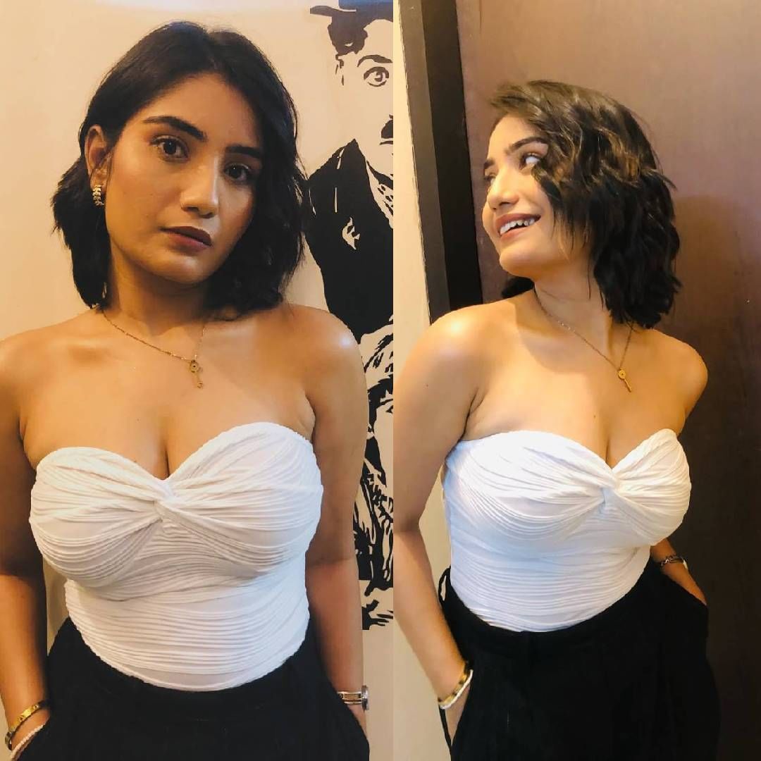 रत्नाच्या साध्या-भोळ्या स्वभावाने सर्वांचीच मनं जिंकली आहेत. सीरिजमध्ये अत्यंत साधी दिसणारी खुशबू खऱ्या आयुष्यात मात्र खूपच ग्लॅमरस आहे. आपल्या स्टायलिश लूकने सोशल मीडियावर तिने नेटकऱ्यांचं लक्ष वेधलंय.
