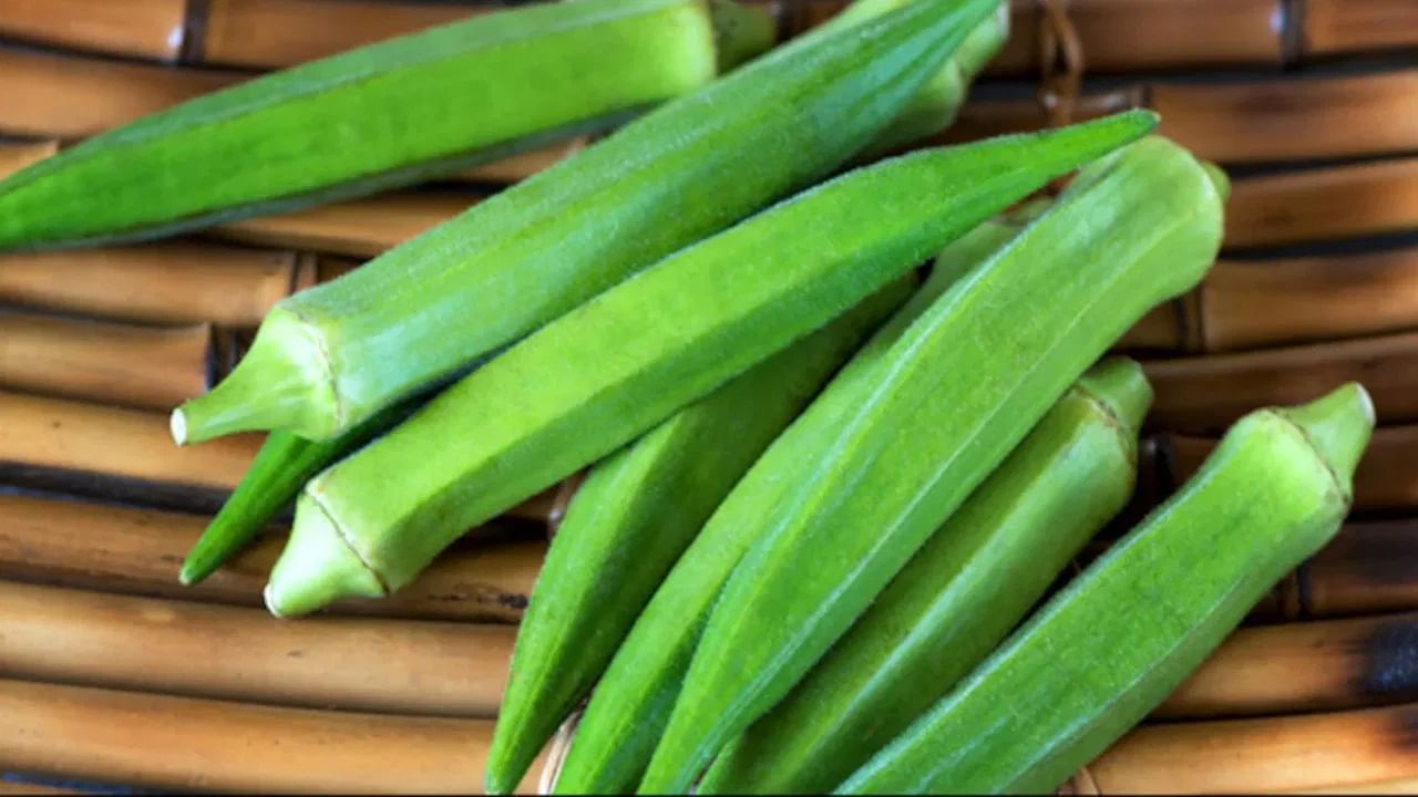 गर्भधारणेदरम्यान उपयुक्त: भेंडीमध्ये फोलेट (Folate) भरपूर प्रमाणात असते, जे गर्भवती महिलांसाठी गर्भाच्या योग्य वाढीसाठी उपयुक्त आहे.