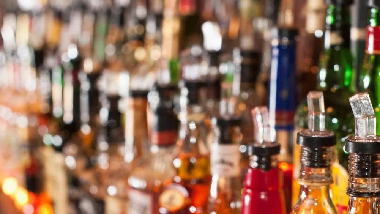 व्हिस्की, रम, वोडका की बीयर? भारतात सर्वाधिक कोणती ड्रिंक विकली जाते?