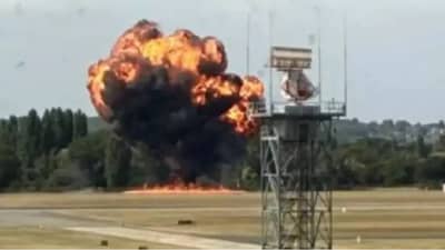 अहमदाबादसारखीच भीषण विमान दुर्घटना, टेक-ऑफनंतर लगेच कोसळलं; आगीचा मोठा गोळा