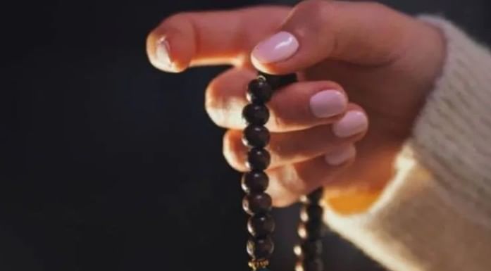 हा गुप्त शिवमंत्र गुरू आपल्या कानाता सांगतो. विशेष म्हणजे गुरुने हा मंत्र एकदा सांगितल्यावर तो कधीही कोणालाही सांगण्याची परवानगी नसते.  