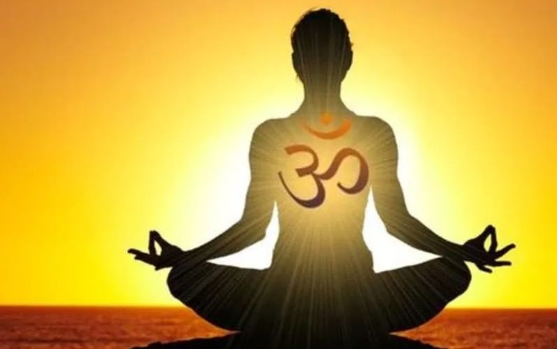 हा गुप्त शिवमंत्र को दुसऱ्याला सांगितल्यावर तुमच्या आयुष्यावर नकारात्मक परिणाम पडू शकतो. श्रावणात भगवान महावेदाच्या कोणत्या गु्प्त मंत्राचा जप केला पाहिजे ते जाणून घेऊ या...