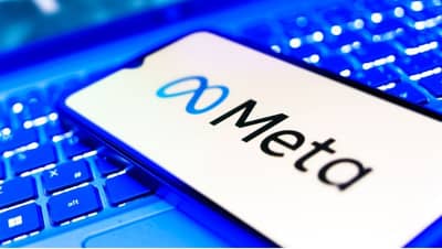 फेसबुस युजर सावधान, दुसऱ्याचा फोटो वा व्हिडीओ शेअर केल्यास होऊ शकते नुकसान